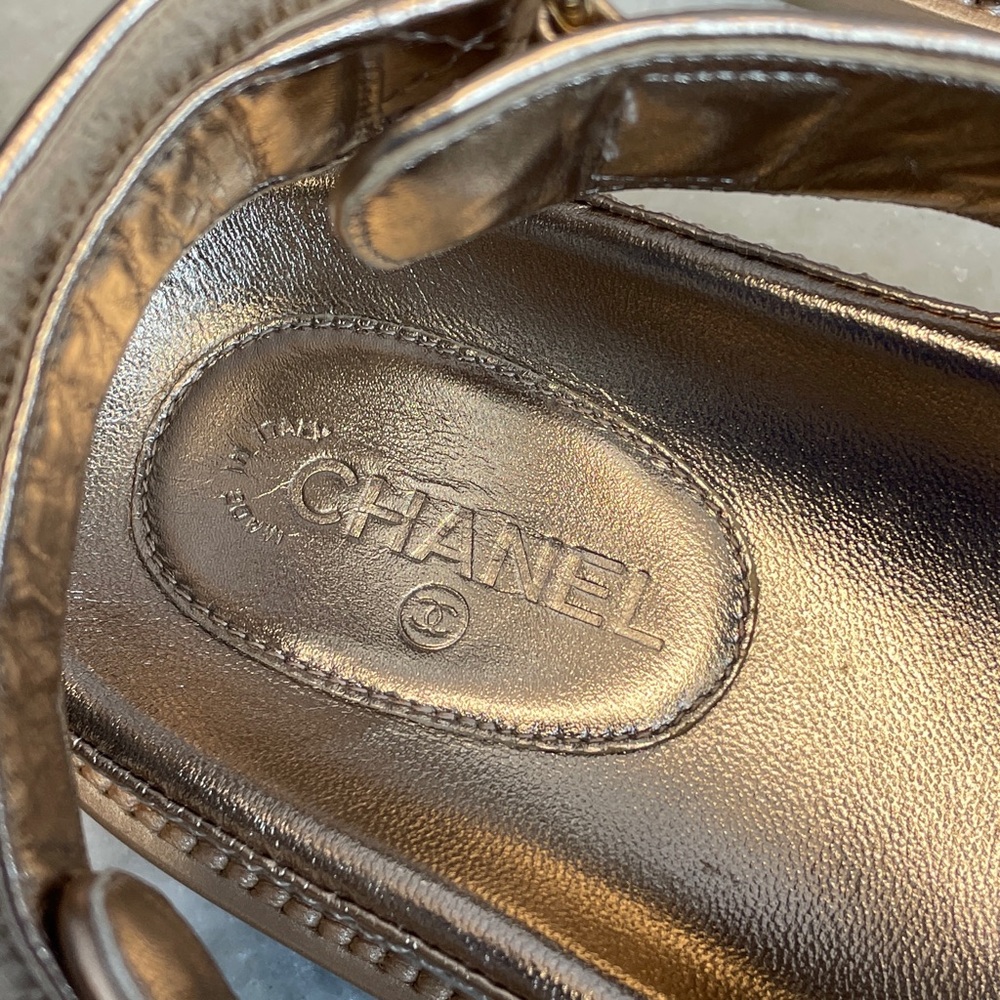 Chanel 21C Iridescent Lambskin Light Bronze Sandals - Picture 5 of 10